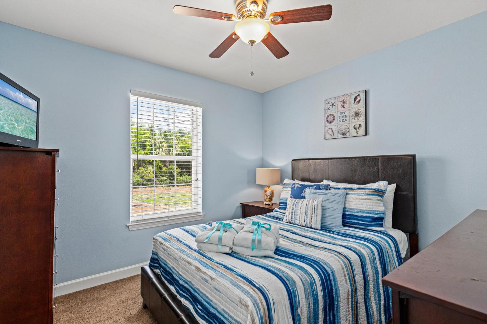 117 Palm Dr - Palm Breezy